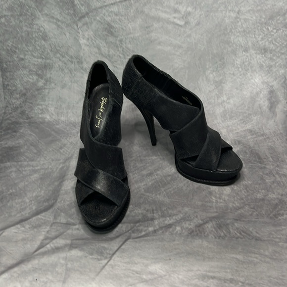 Elizabeth and James Black Pebbled Leather Platform 5” Heels - size 8 - Picture 6 of 15